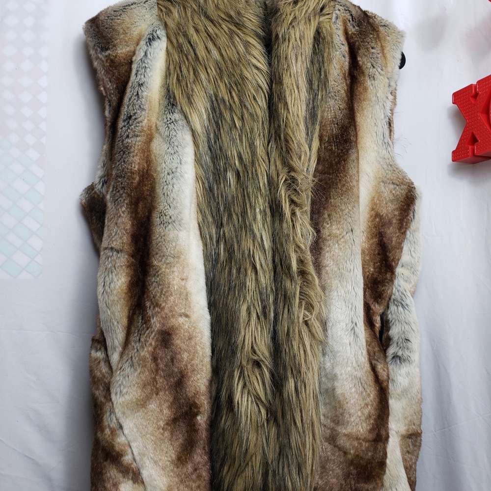 Women's Faux Fur Vest